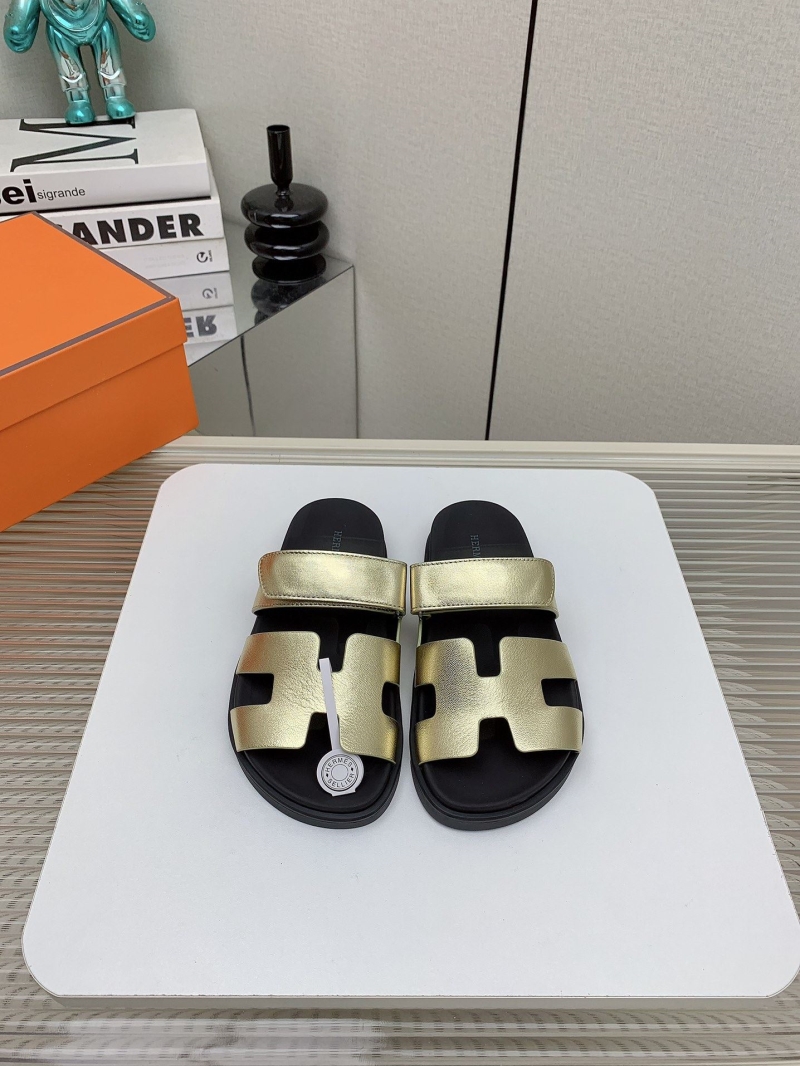 H**mes slippers